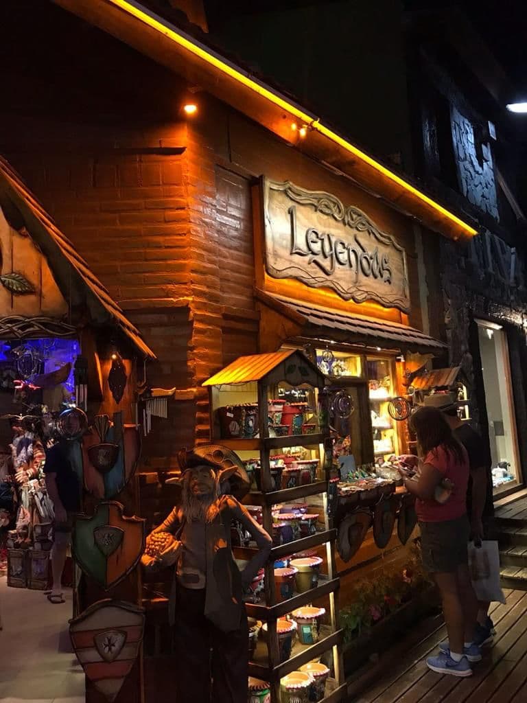 Leyendas — Iluminación Temática Comercial