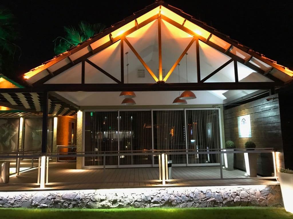 Resort — Iluminación Hotelera Integral